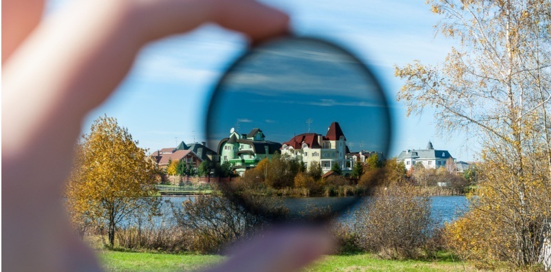 polarized lens technology work